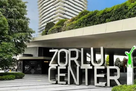 Zorlu Center — صورة من الموقع الرسمي
