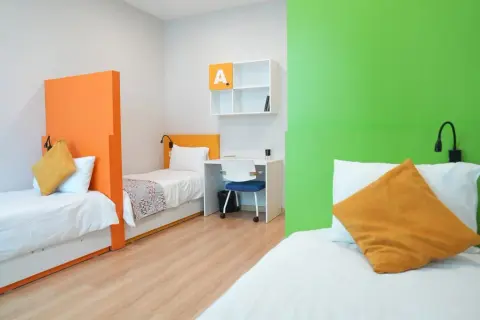 غرفة سكن في معرض هاليتش الرسمي